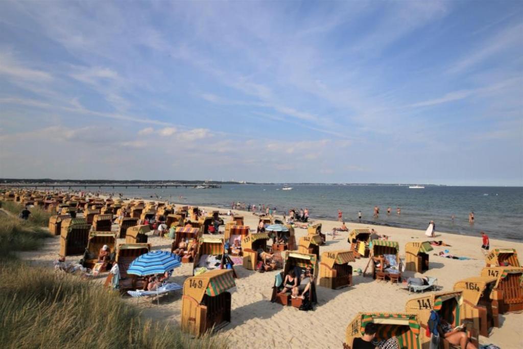 Ferienwohnung Strandhotel Scharbeutz Buitenkant foto